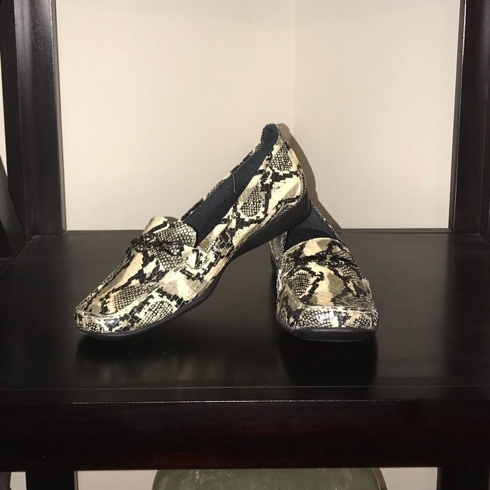 NWOB Bellini loafers